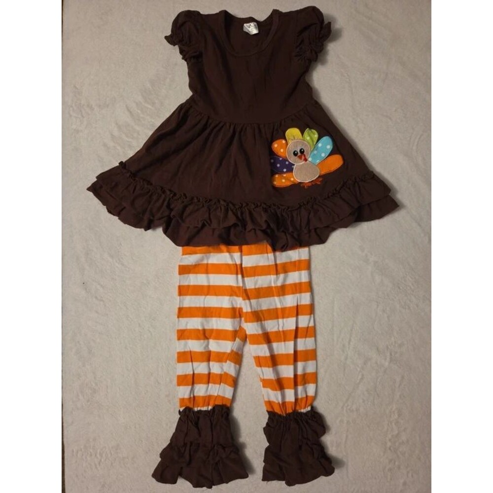 Thanksgiving outfit - applique/embroidery/seasnonal